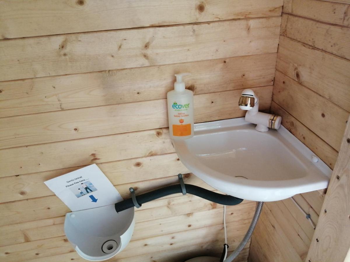 Coed Y Brenin Retreat - Bell Tent Glamping Near Aberaeron Ciliau-Aeron Extérieur photo